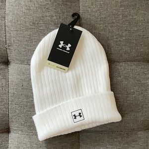 Under Armour White Toque / Beanie / Hat